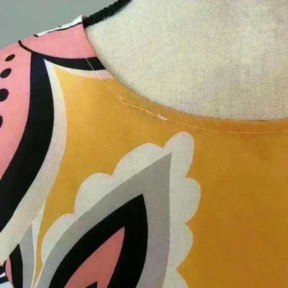 MINKPINK Dress Size Small Pretty Gold and pink - Picture 2 of 6